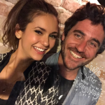 Foto Nina Dobrev e Bryn Mooser