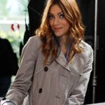 Miriam Leone capelli fluenti con onde sulle punte