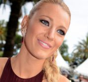 Blake Lively con capelli treccia