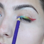 I più diffusi sono video DIY dove utilizzano pastelli per riprodurre cat-liner