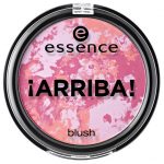 Il blush 01è un blush multicolor dalla particolare texture a chiazze.