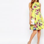 Abito con scollo all'americana e gonna a ruota_Asos