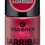 Lo smalto 03 è un rosso metallizzato.
