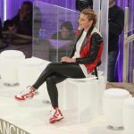 Giacca sportiva, jeggins e skeakers per il Day Time di Amici 2015