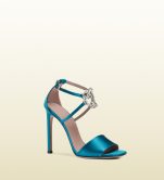 Sandali con tacco alto