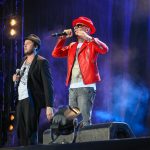 J-Ax e Il Cile che hanno aperto la serata con Maria Salvador