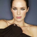 La matita nera è essenziale per un look come quello di Lena