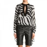 Mangano. ERIE: camicia con effetto blusante sul davanti e dietro importante con grande ampiezza in georgette stampata monocolore zebrato black and white