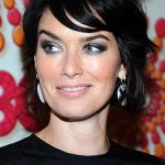 Smokey eyes strong sul nero con labbra nude