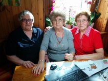 Erminia, Iolanda e Armida: tre dell 12 nonne che voglio vedere il mare per la prima volta.