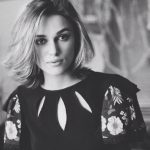Keira Knightley mamma super fashion