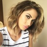 Nuovo taglio e selfie per Melissa Satta