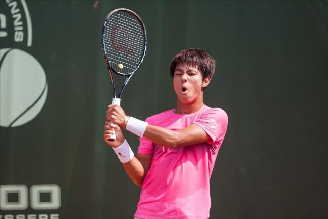 Duck Hee Lee