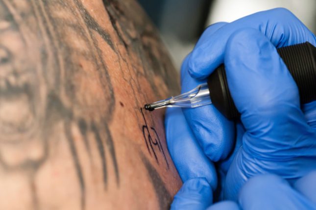Cosa sapere assolutamente prima di fare un tatuaggio