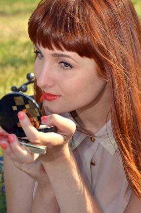 Come mi trucco con i capelli rossi? I migliori rossetti