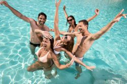 pool party