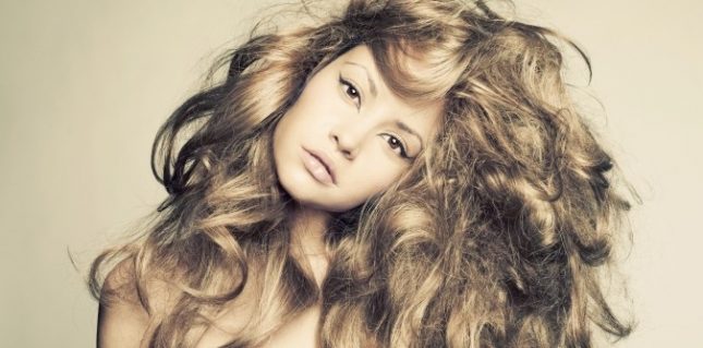 Styling con onde ribelli di Jean Louis David