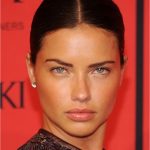 Contouring Adriana Lima