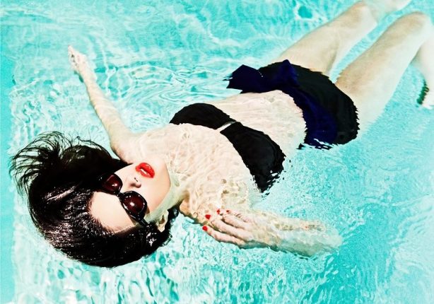 Festa in piscina o in spiaggia? Ecco qualche idea per il tuo makeup