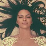 Kendall Jenner foto record su Instagram
