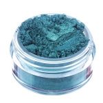 Pixie Tears di Neve Cosmetics è un bellissimo color petrolio con riflessi dorati.