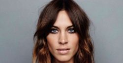 Alexa Chung make up