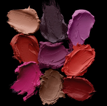 Matte Revolution Lipstick di Urban Decay
