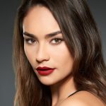 Matte Revolution Lipstick di Urban Decay - Bad Blood
