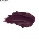 Matte Revolution Lipstick di Urban Decay - Blackmail