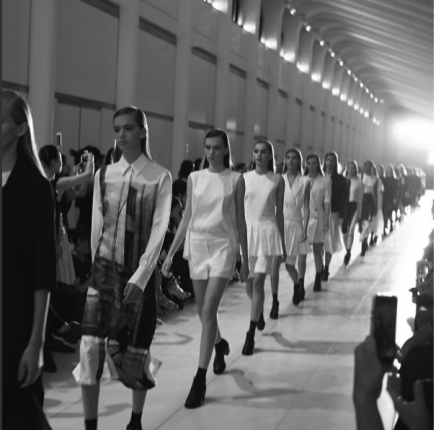 New York Fashion Week day 8: dal romanticismo alla donna minimal