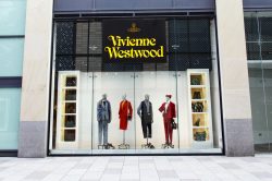 Vivienne Westwood Red Label SS 2016 specchio del mondo