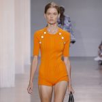 Edun body con pantaloncini