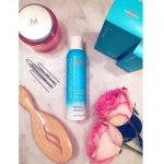 Rosie utilizza la linea Dry di Moroccanoil, per idratare il capello in profondità.