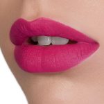 Il rossetto Across The Universe di Nabla è il rossetto fucsia opaco perfetto, nè troppo caldo nè troppo freddo