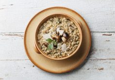 Profumo d'autunno con il risotto ai funghi porcini: una tipica ricetta autunnale.