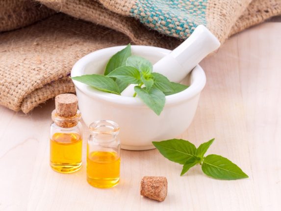Scrub allo zucchero: tonifica la pelle con un rimedio fai da te