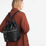 Zara, zaino con zip.