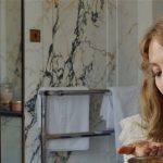 Foto Brad Pitt e Angelina Jolie protagonisti di By The Sea