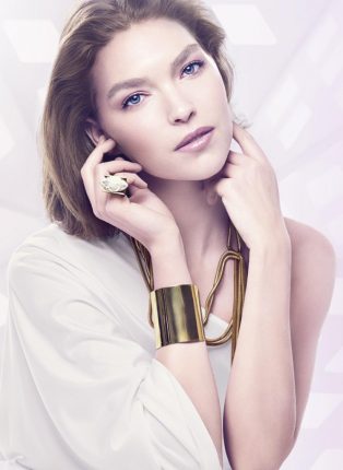 Estee Lauder Resilience Lift