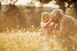 L'amore dei nonni è prezioso e indimenticabile: rimarrà per sempre parte di noi