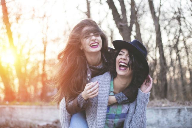 Nostra sorella è un'amica insostituibile: come potremmo farne a meno?