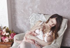 Allattamento a richiesta o allattamento a tempo?