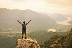 L'Uomo di Montagna: vizi e virtù