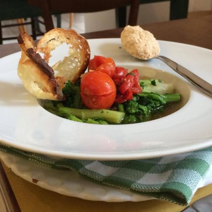 Ricette dal Carnevale di Putignano: le rape con la farinella