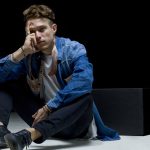 Irama presenta il brano "Cosa resterà"