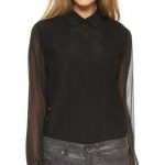 Blusa nera in chiffon, versatile e allo stesso tempo elegante. Di DKNY