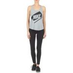 Nike canotta "Futura Racer" in grigio, Ellie è testimonial del marchio Nike e spesso indossa capi del brand sportivo