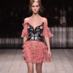 Alexander McQueen gonna volants
