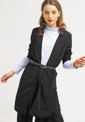 Idee abbigliamento: da lavoro all'aperitivo senza passare da casa