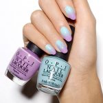 Nail art di OPI ispirata al Rosa Quarzo e all'Azzurro Serenity
